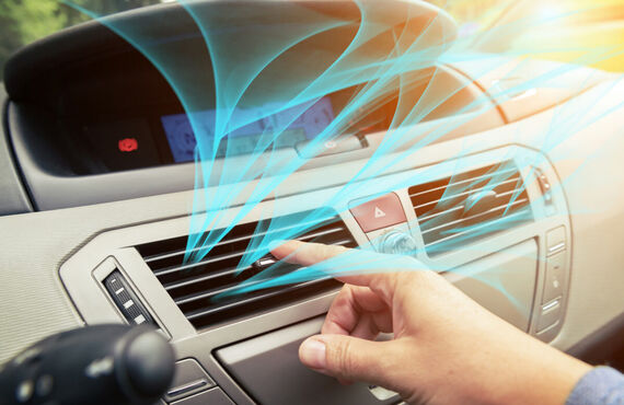 近江八幡で車のエアコンが冷えないとお悩みの方